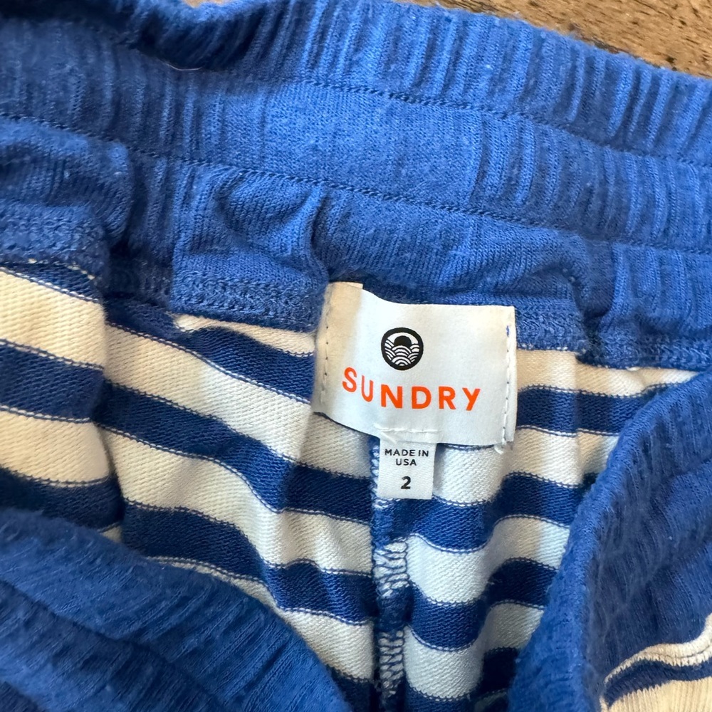 Sundry Set Size 2 - Picture 3 of 3